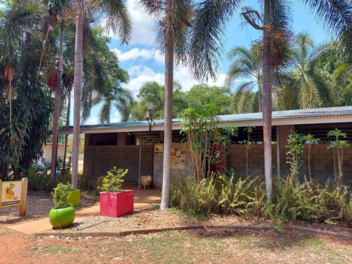 Hotel Litchfield Tourist Park Batchelor Esterno foto